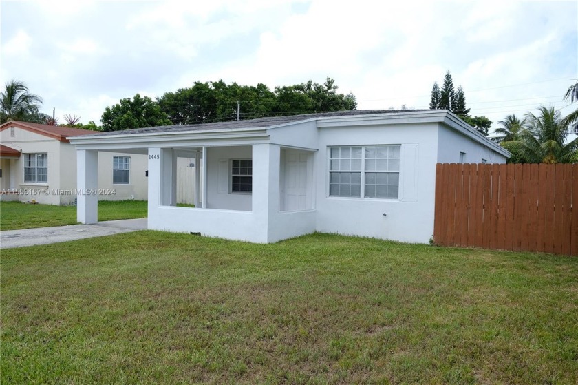 Location! Renovated 3 bedroom home on great block in desirable - Beach Home for sale in North Miami Beach, Florida on Beachhouse.com