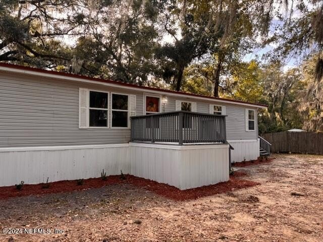 **PRICE IMPROVEMENT**MOVE IN READY! Feast your eyes upon this - Beach Home for sale in Fernandina Beach, Florida on Beachhouse.com