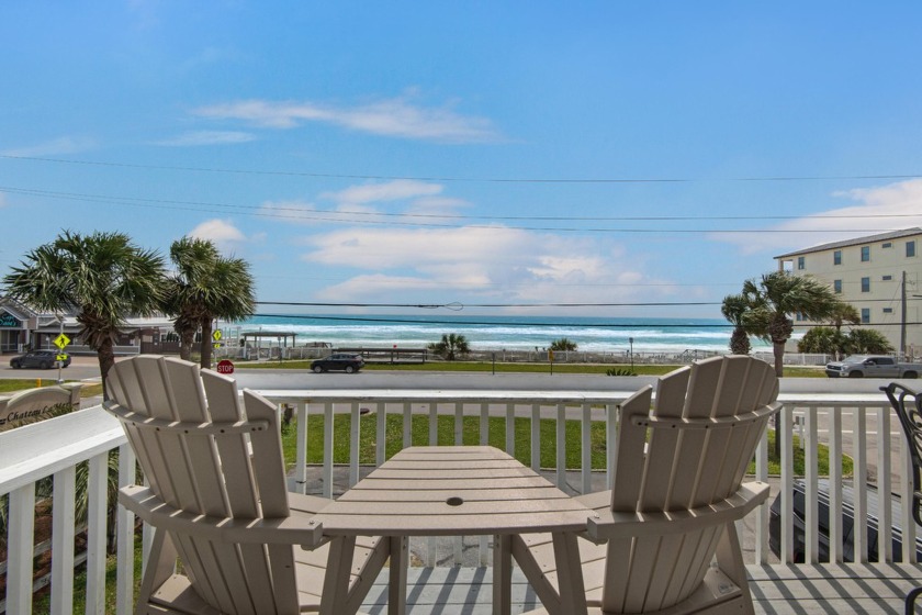 Over $76,000 in RENTAL INCOME for 2023! Extremely low HOA fees - Beach Home for sale in Destin, Florida on Beachhouse.com