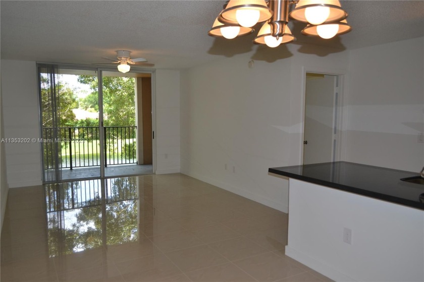 BEAUTIFUL FULLY RENOVATED UNIT WITH LAKE VIEW. TWO BEDROOMS, TWO - Beach Condo for sale in Miramar, Florida on Beachhouse.com