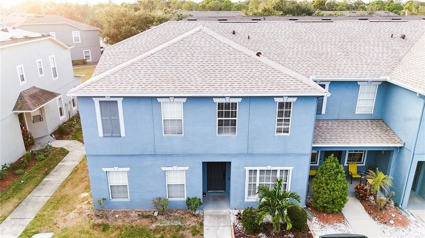 Welcome to your new sanctuary in the sought-after Kings Lake - Beach Townhome/Townhouse for sale in Gibsonton, Florida on Beachhouse.com