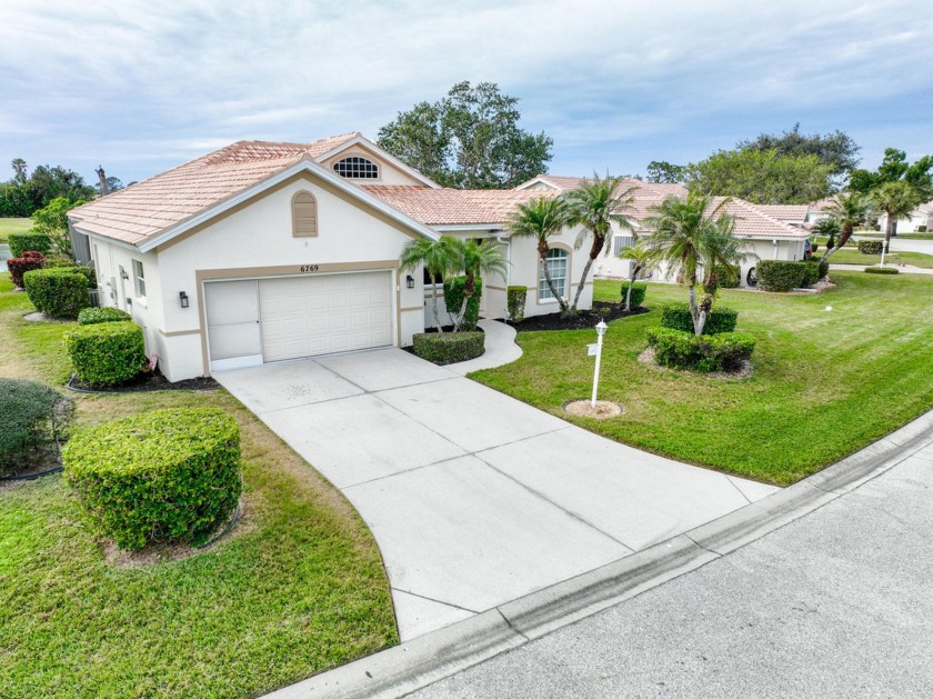 Beautiful Oyster Creek Pool Home! Step inside this 3 Bedroom /2 - Beach Home for sale in Englewood, Florida on Beachhouse.com