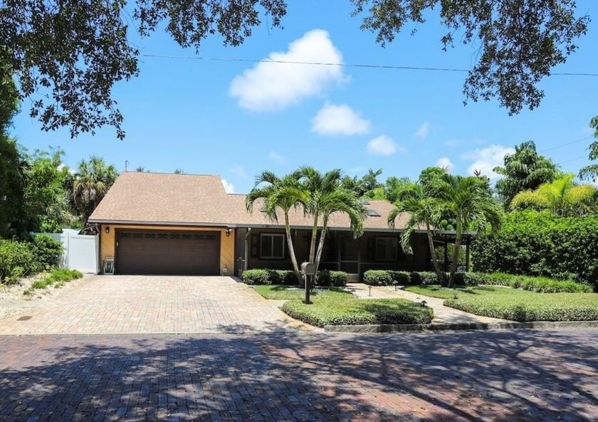 Survivor of back-to-back hurricanes - NO FLOODING *PRICE - Beach Home for sale in St. Petersburg, Florida on Beachhouse.com