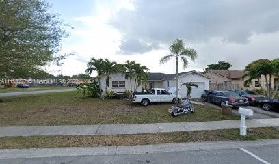 This 4/2 on a corner lot is ready for your personal touch! Great - Beach Home for sale in Boca Raton, Florida on Beachhouse.com