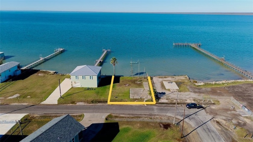 RARE COPANO BAYFRONT LOT!! Per Owner, one of the few remaining - Beach Lot for sale in Rockport, Texas on Beachhouse.com