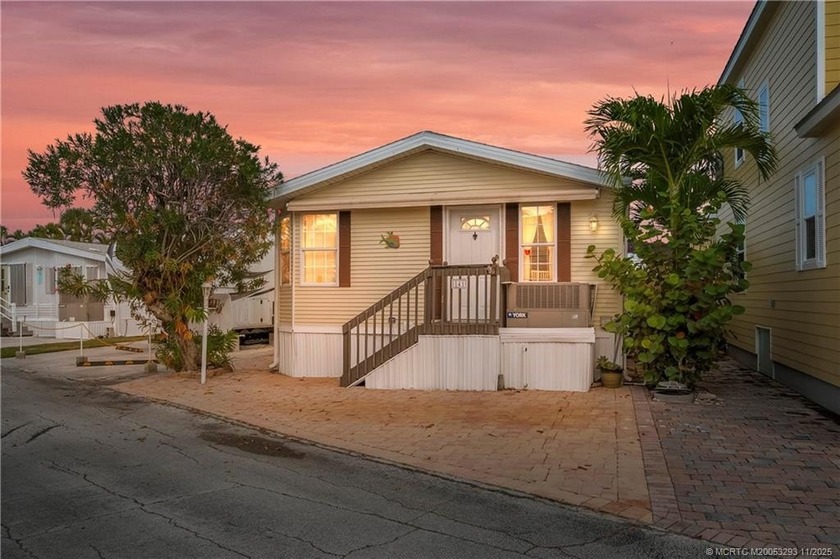 Ready to live on a barrier island? 2 bedroom, 2 full bath island - Beach Home for sale in Jensen Beach, Florida on Beachhouse.com