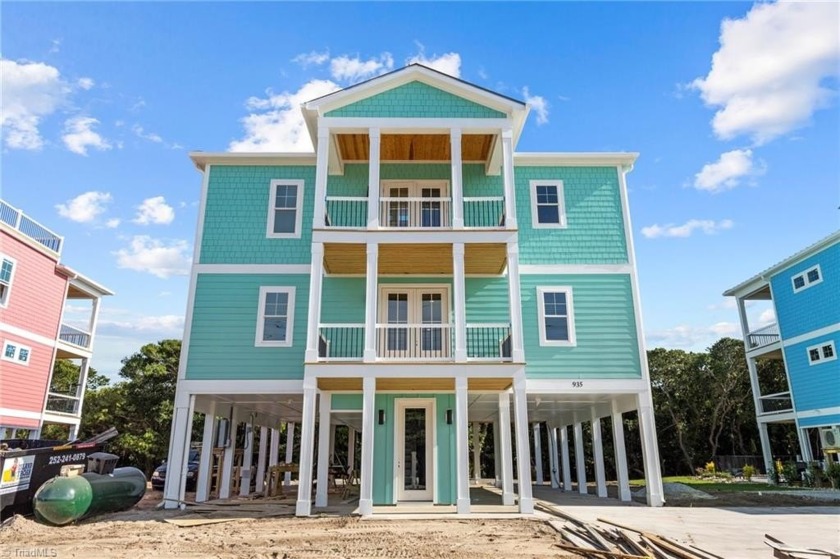 Schedule Your Showing To See Mahi Mahi. A NEWLY CONSTRUCTED 5 - Beach Home for sale in Indian Beach, North Carolina on Beachhouse.com