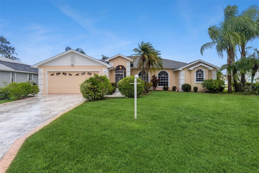 Under contract-accepting backup offers. Welcome to your own - Beach Home for sale in Port Saint Lucie, Florida on Beachhouse.com