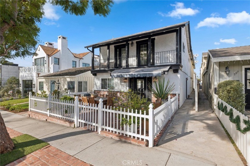 Charming Rare South of Highway Duplex on one of the best and - Beach Townhome/Townhouse for sale in Corona Del Mar, California on Beachhouse.com