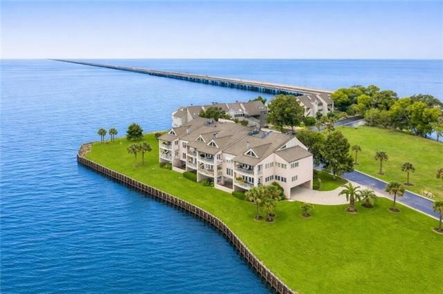 LOOK AT THIS SPECTACULAR VIEW of Lake Pontchartrain . . . The - Beach Condo for sale in Mandeville, Louisiana on Beachhouse.com