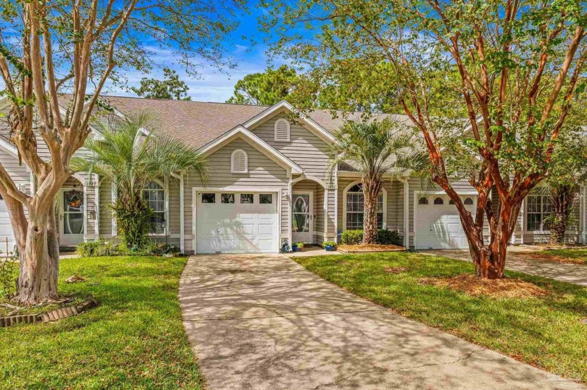 This beautifully updated 3-bedroom, 2.5-bath townhome features - Beach Home for sale in Gulf Breeze, Florida on Beachhouse.com