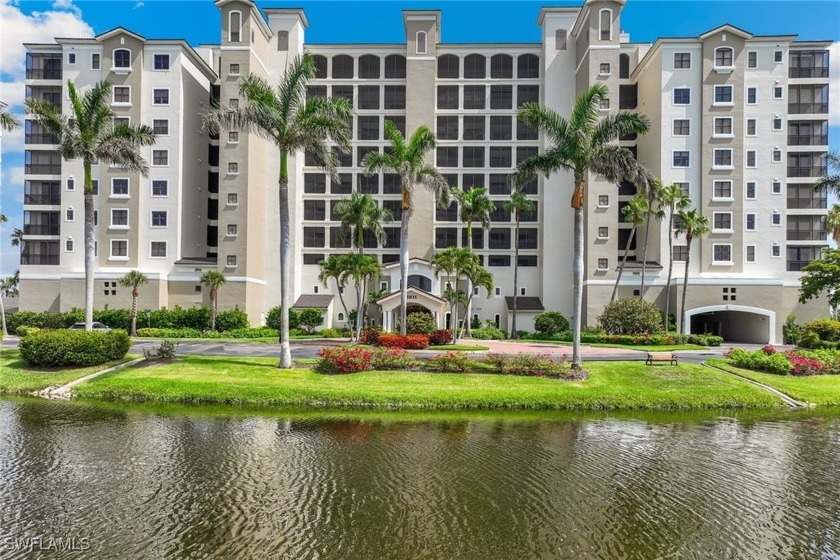 MOTIVATED SELLER!!!! Expansive panoramic river views from this - Beach Condo for sale in Fort Myers, Florida on Beachhouse.com