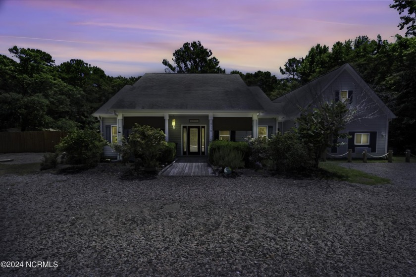 Welcome to 216 Ocean Isle Beach, a beautifully maintained home - Beach Home for sale in Shallotte, North Carolina on Beachhouse.com