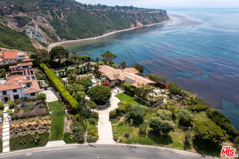 BEST DEAL FOR A BLUFF PROPERTY!! For the first time in 50+ years - Beach Home for sale in Palos Verdes Estates, California on Beachhouse.com