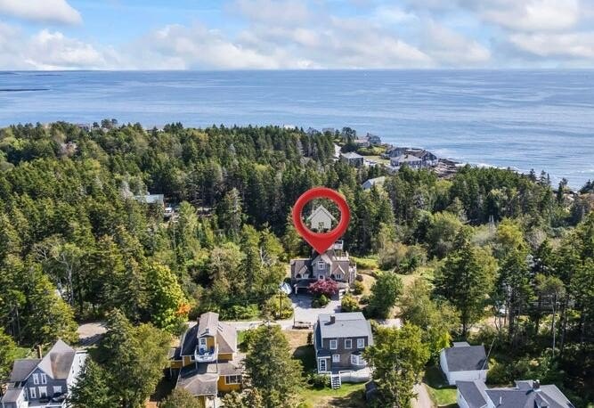 Perched high atop Summer Hill, this unique home offers sweeping - Beach Home for sale in Harpswell, Maine on Beachhouse.com