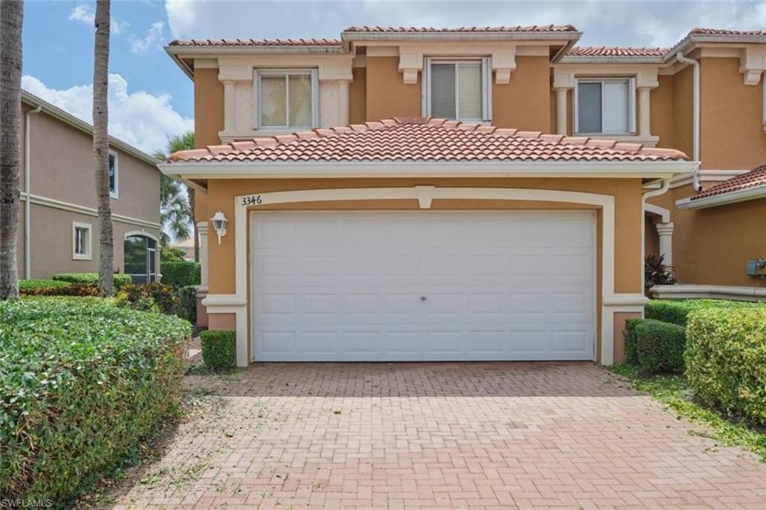 NOT IN A FLOODZONE! LOW HOAs! END UNIT! ONE YEAR HOME WARRANTY! - Beach Townhome/Townhouse for sale in Cape Coral, Florida on Beachhouse.com