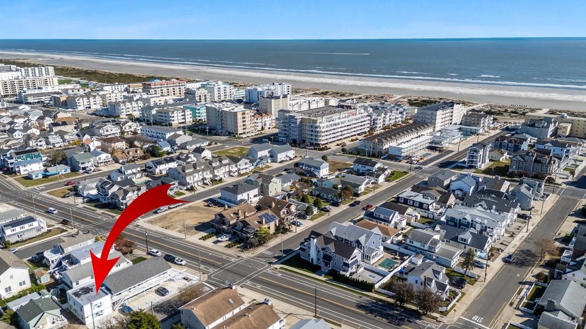 Diamond in the Rough! Located 2 blocks from the beaches of - Beach Condo for sale in Wildwood Crest, New Jersey on Beachhouse.com