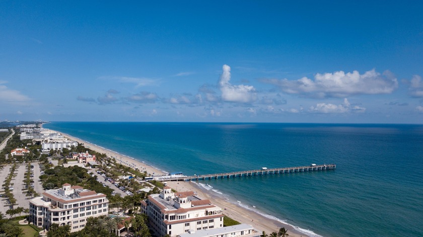 PRICE TO SELL! Location! Location! Location! Beautiful Bright & - Beach Condo for sale in Lake Worth Beach, Florida on Beachhouse.com