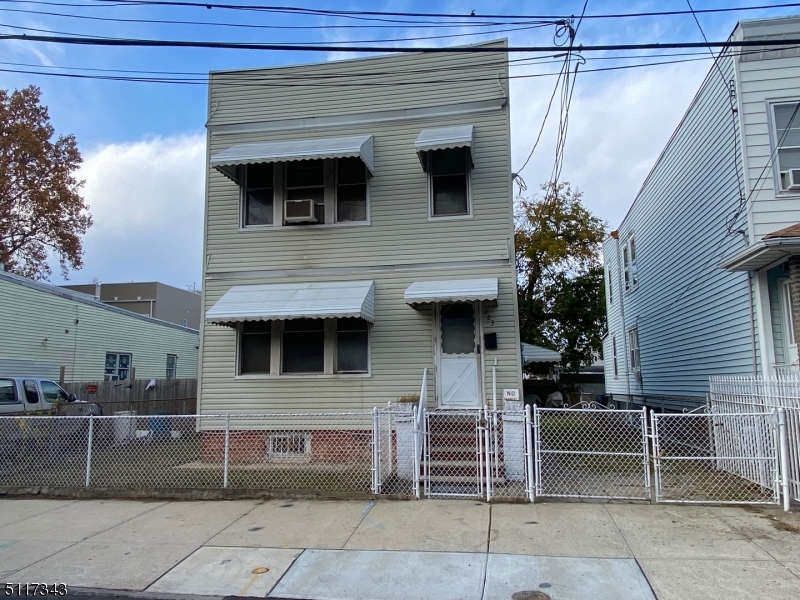 A perfect opportunity to own a 2 family home on double lot - Beach Home for sale in Jersey City, New Jersey on Beachhouse.com