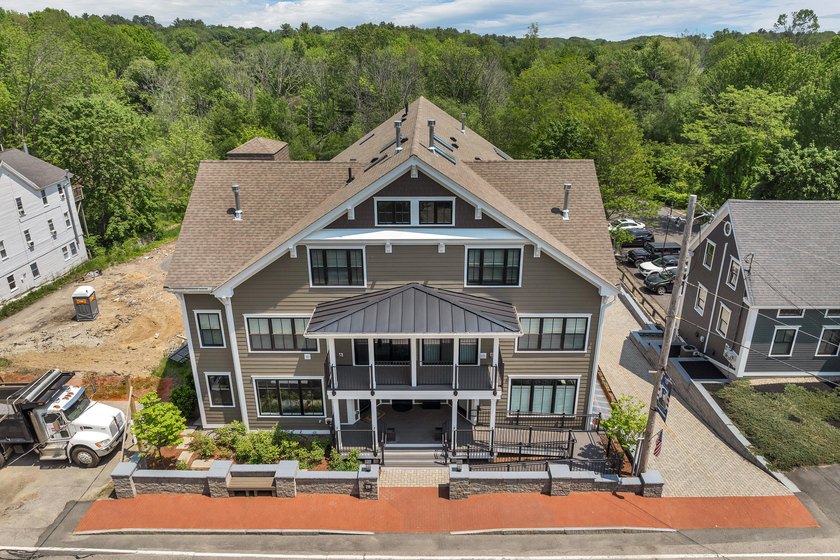Welcome to 298 York Street, Unit 3 - a beautifully built condo - Beach Commercial for sale in York, Maine on Beachhouse.com