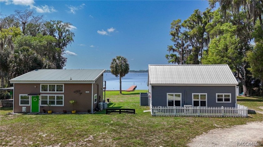 Just in time for summer! A family compound with so many options - Beach Home for sale in Crystal River, Florida on Beachhouse.com