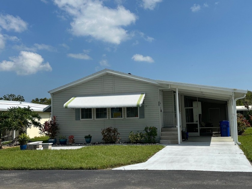 Furnished turn-key home in Midway Estates is an active 55+ adult - Beach Home for sale in Vero Beach, Florida on Beachhouse.com