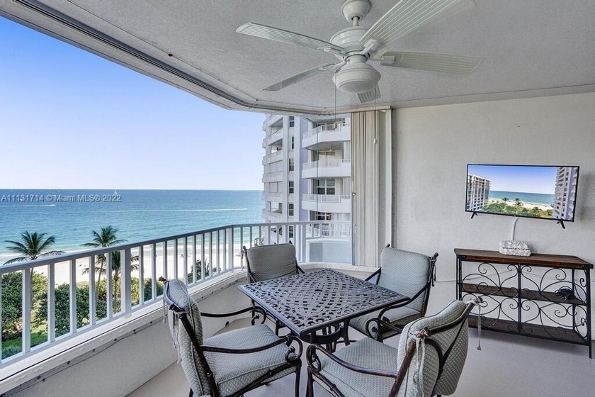Stunning unit in beachfront building with views of the Ocean - Beach Condo for sale in Pompano Beach, Florida on Beachhouse.com