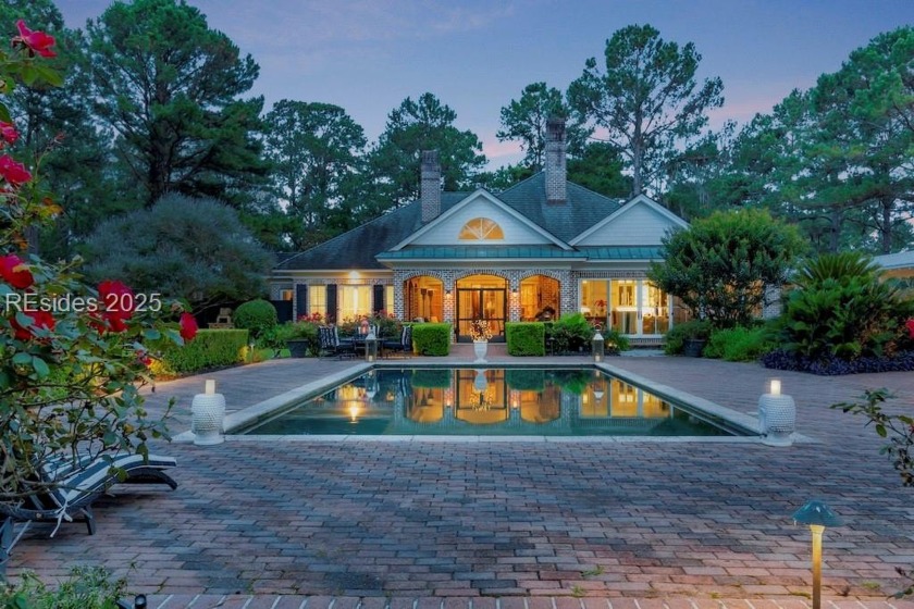 Nestled within the only walled and gated property in the - Beach Home for sale in Bluffton, South Carolina on Beachhouse.com