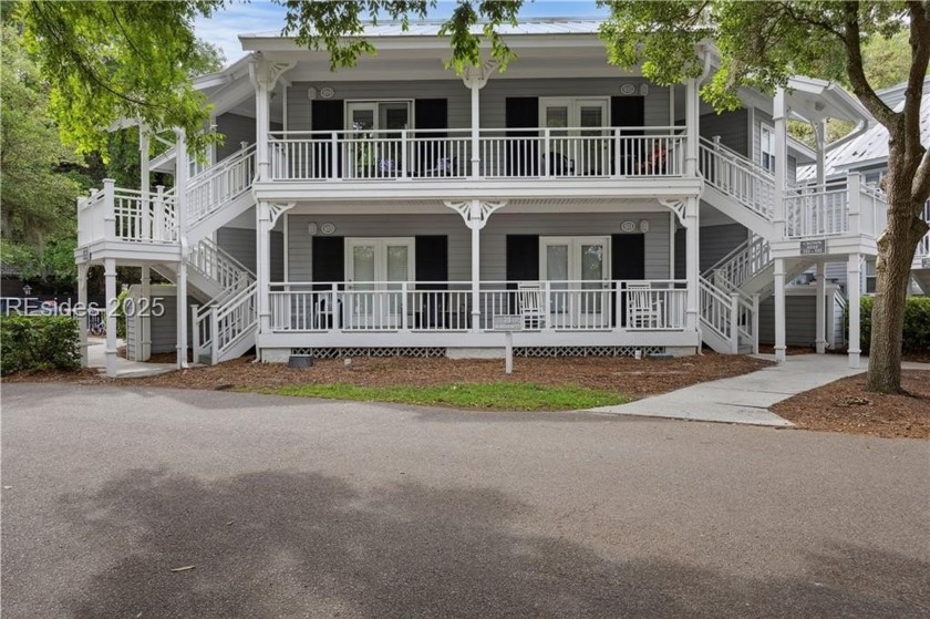 Welcome to your dream coastal retreat! This spacious & - Beach Condo for sale in Hilton Head Island, South Carolina on Beachhouse.com