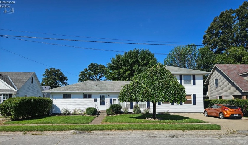 Stunning 4-Bedroom Home on Double-Wide Lot, Just One Block from - Beach Home for sale in Port Clinton, Ohio on Beachhouse.com