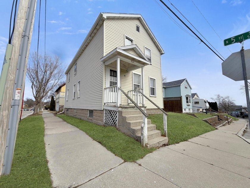 2-family investment or owner-occupant opportunity just blocks - Beach Home for sale in Sheboygan, Wisconsin on Beachhouse.com