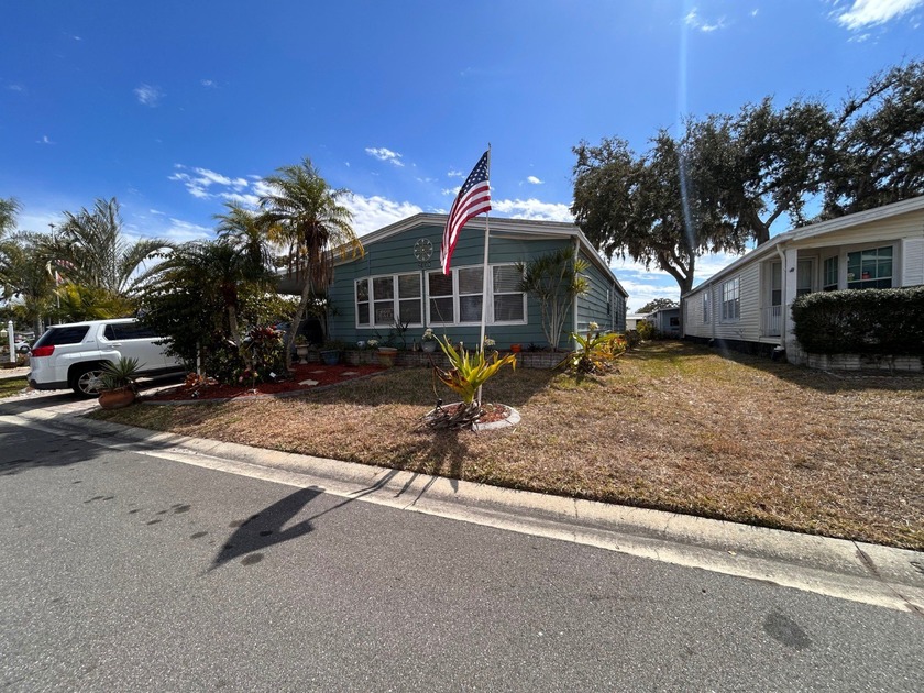 Mortgage available! This very large double wide home two grand - Beach Home for sale in Palmetto, Florida on Beachhouse.com