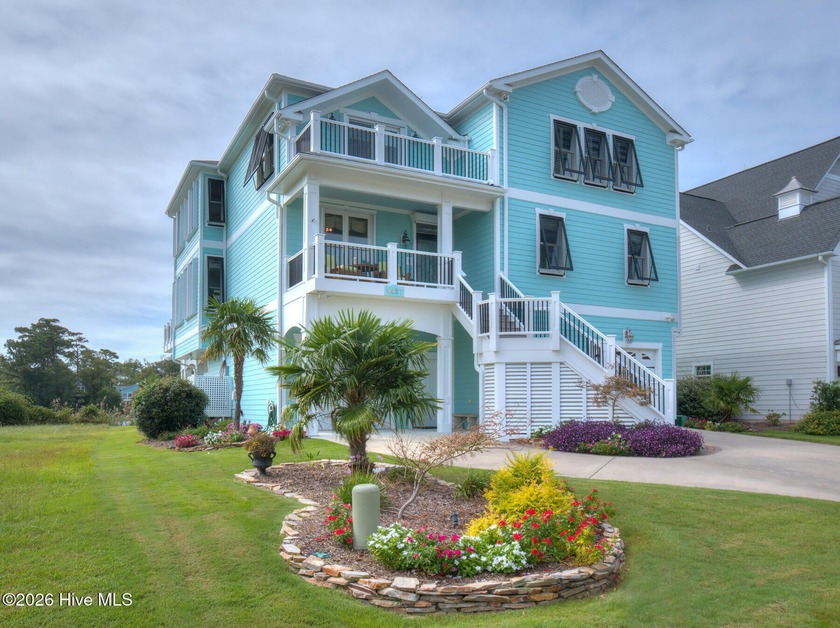 When only the best will do, life on the Intracoastal Waterway - Beach Home for sale in Southport, North Carolina on Beachhouse.com
