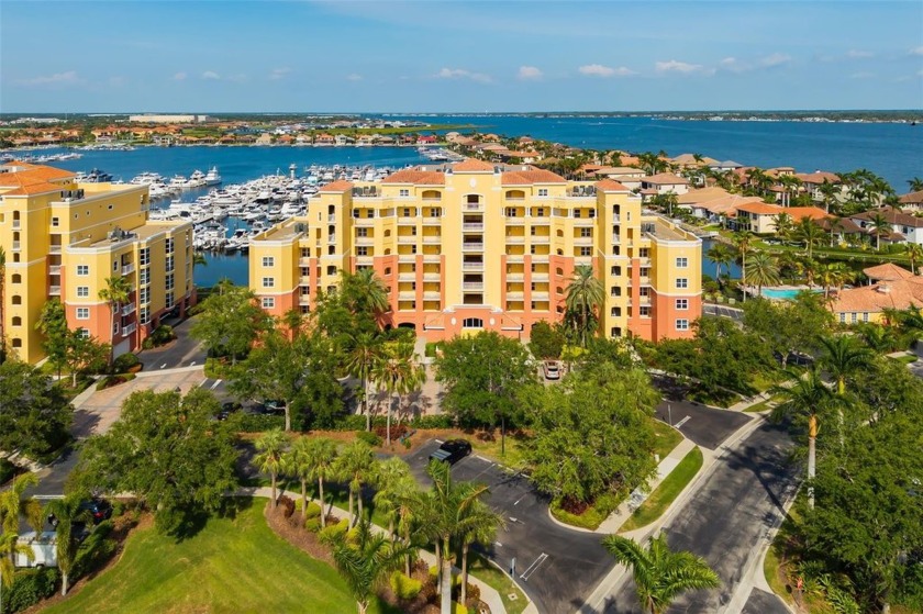 This beautifully renovated 2 bedroom, 2 bath condo with a - Beach Condo for sale in Palmetto, Florida on Beachhouse.com