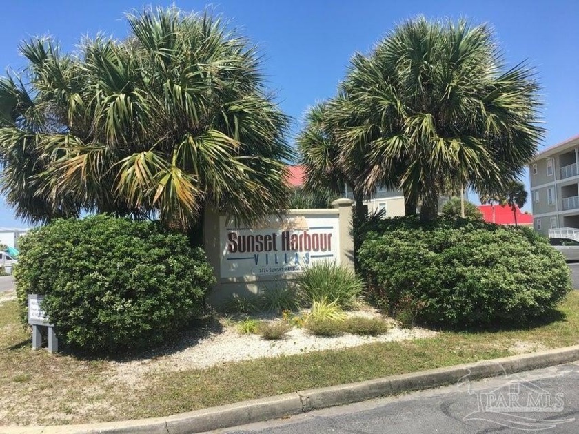 Top floor, 3-bedroom 2.5 bath unit in Sunset Harbor Villas with - Beach Home for sale in Navarre Beach, Florida on Beachhouse.com