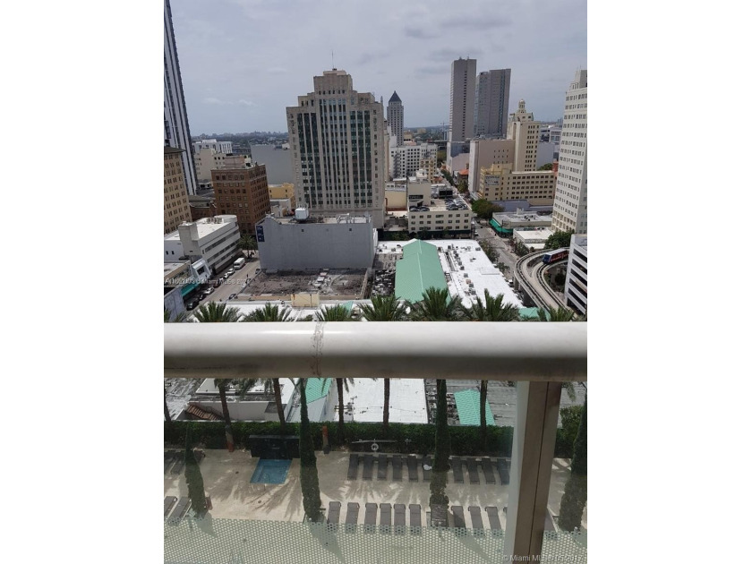 1 BEDROOM 1 BATH PLUS DEN IN THE HEART OF DOWNTOWN MIAMI, CITY - Beach Condo for sale in Miami, Florida on Beachhouse.com