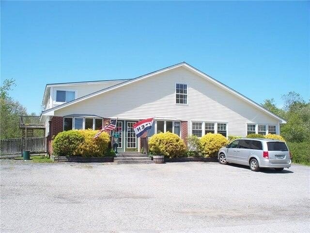 Commercial, mixed use building on busy U.S. Route 1 corridor - Beach Commercial for sale in Belfast, Maine on Beachhouse.com