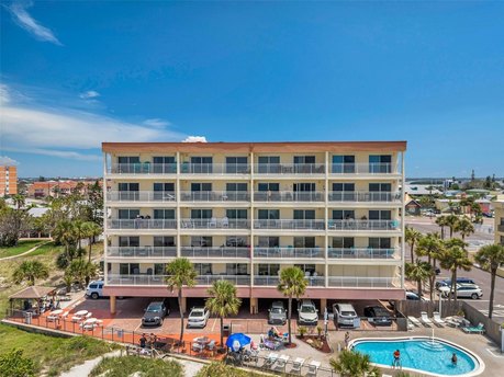 This unit had NO STORM DAMAGE!!  High and dry.   INVESTORS, 1031 - Beach Condo for sale in Madeira Beach, Florida on Beachhouse.com