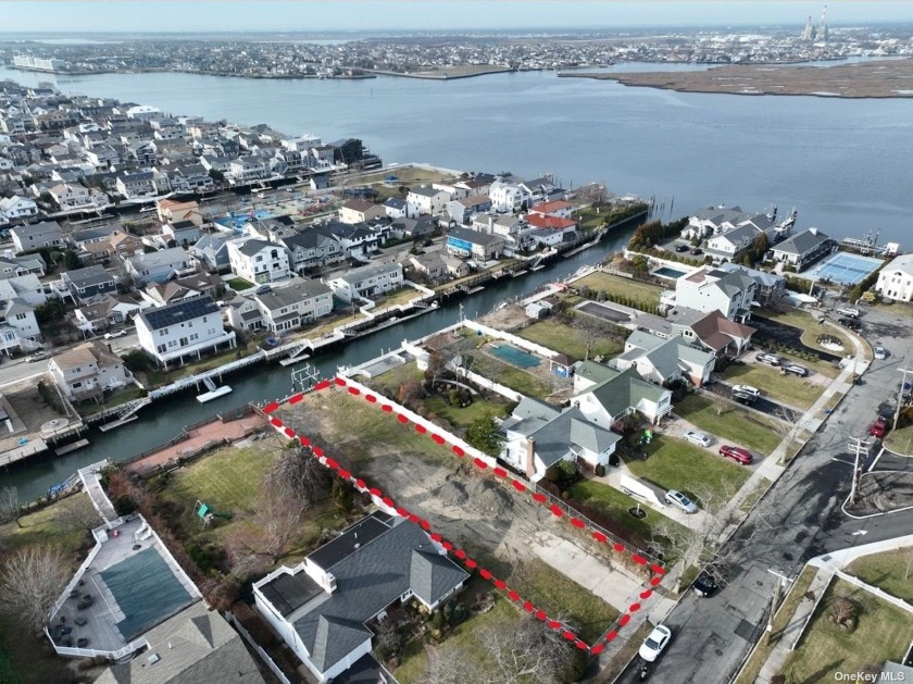Rare buildable WATERFRONT LOT on one of Lido Beach Largest - Beach Lot for sale in Lido Beach, New York on Beachhouse.com