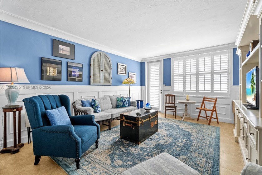 Corner unit in a charming four-story/twelve-unit boutique - Beach Condo for sale in Miami Beach, Florida on Beachhouse.com