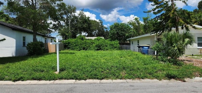 Vacant lot (#56) measuring 40ft x 91ft in Clearwater, primed and - Beach Lot for sale in Clearwater, Florida on Beachhouse.com