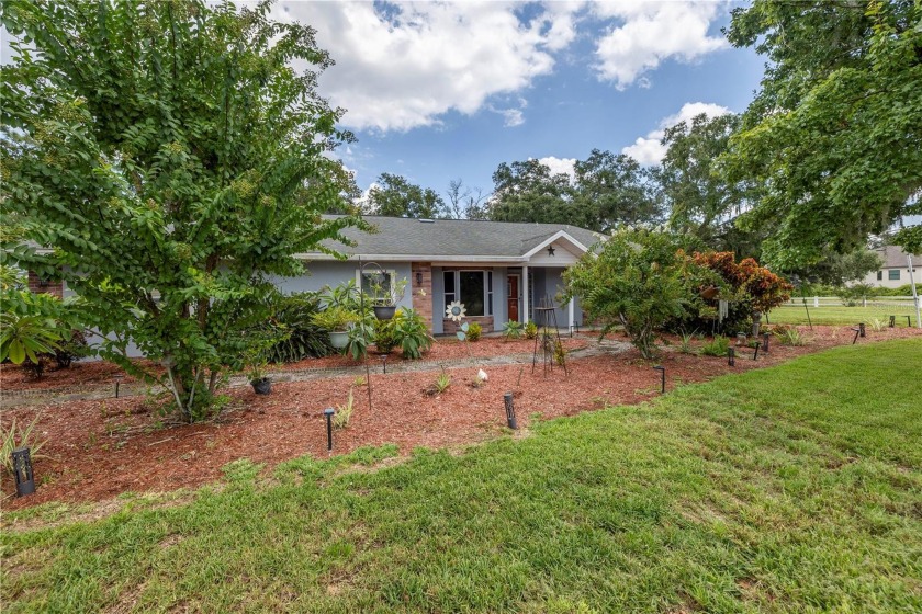 Welcome to country living at it's best in the desireable - Beach Home for sale in Wimauma, Florida on Beachhouse.com