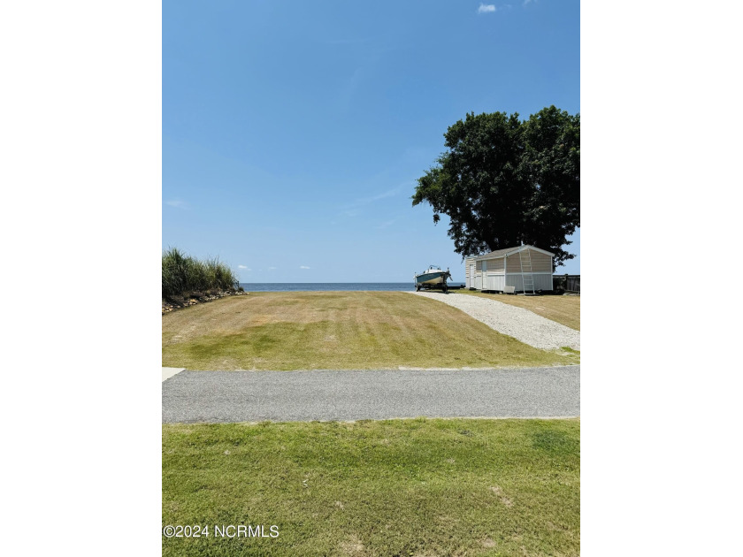 Phenomenal SUNSETS from this wonderful SOUND FRONT building lot! - Beach Lot for sale in Jarvisburg, North Carolina on Beachhouse.com
