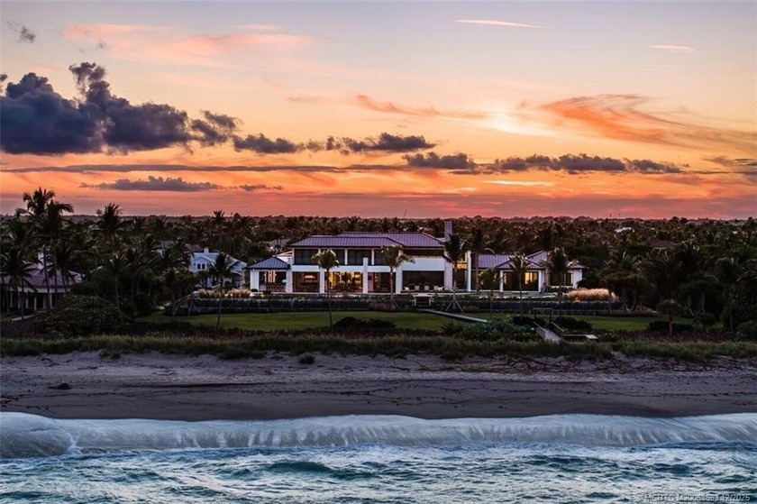 Tee Off in Paradise. New oceanfront & golf dream home in - Beach Home for sale in Stuart, Florida on Beachhouse.com