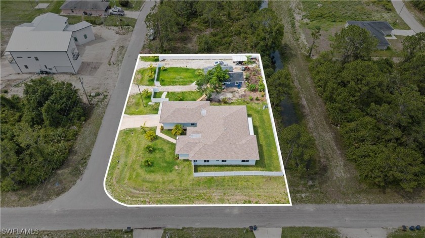 Charming Dual-Residence Property with  Income Potential - Beach Home for sale in Lehigh Acres, Florida on Beachhouse.com