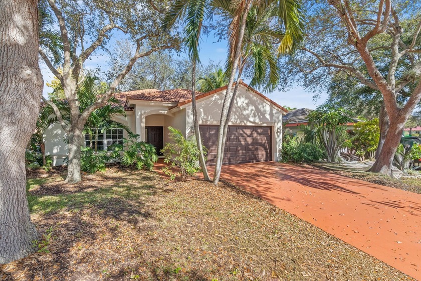 Priced to sell!! Located just minutes from the beach, Atlantic - Beach Home for sale in Delray Beach, Florida on Beachhouse.com