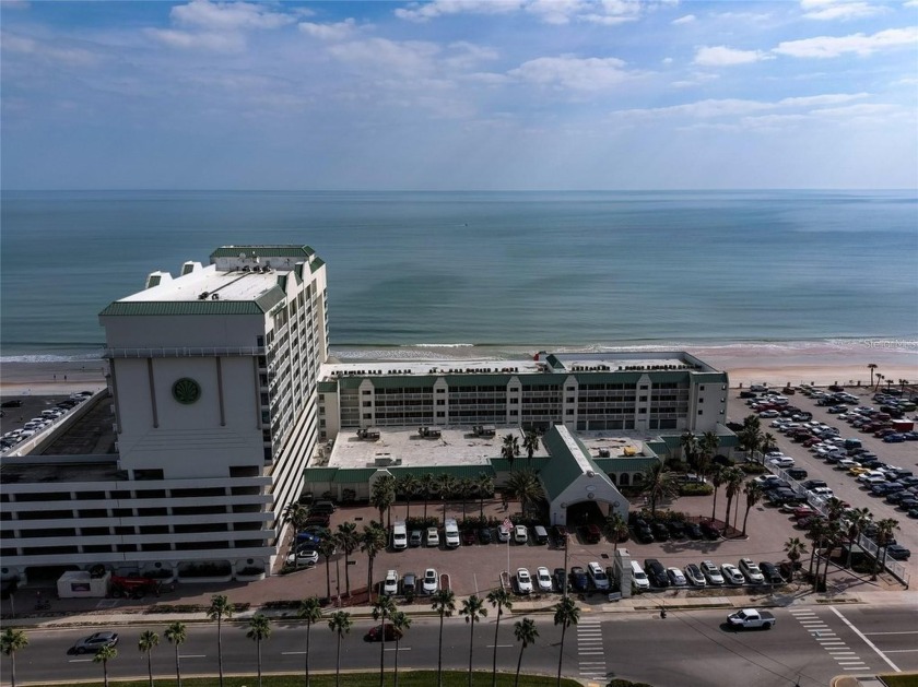 OCEAN-VIEW CONDO WITH NO LEASE RESTRICTIONS! This south-facing - Beach Condo for sale in Daytona Beach, Florida on Beachhouse.com