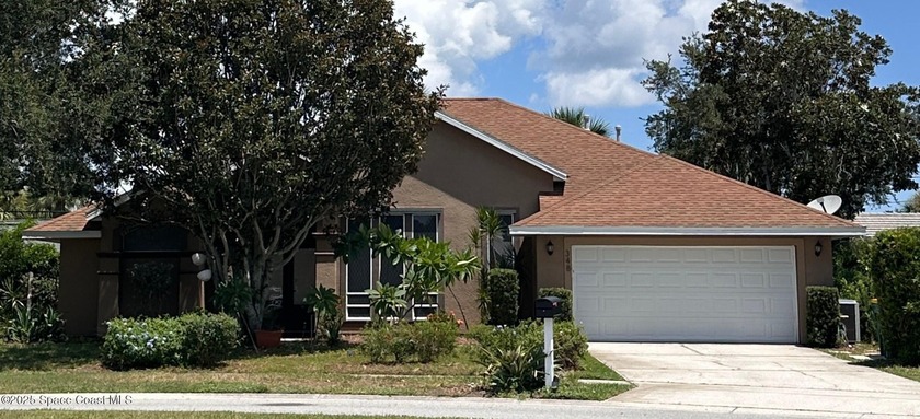 Motivated Seller! Beautifully maintained 3-bedroom, 2-bathroom - Beach Home for sale in Melbourne, Florida on Beachhouse.com