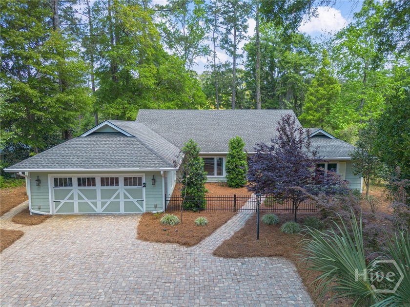 Welcome to 2 Brooks Lane in The Landings, a golf course - Beach Home for sale in Savannah, Georgia on Beachhouse.com
