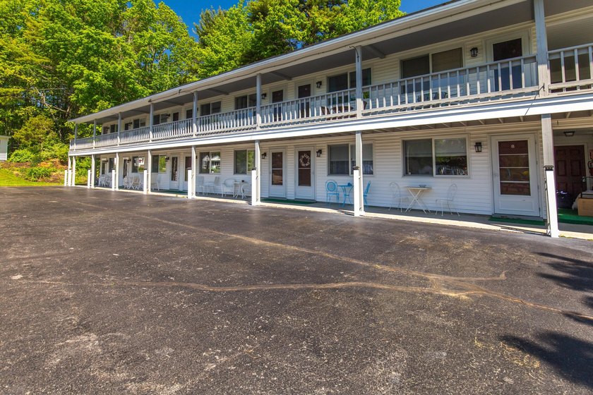 Welcome to a rare and generously sized 1-bedroom, 2-bath - Beach Condo for sale in Wells, Maine on Beachhouse.com
